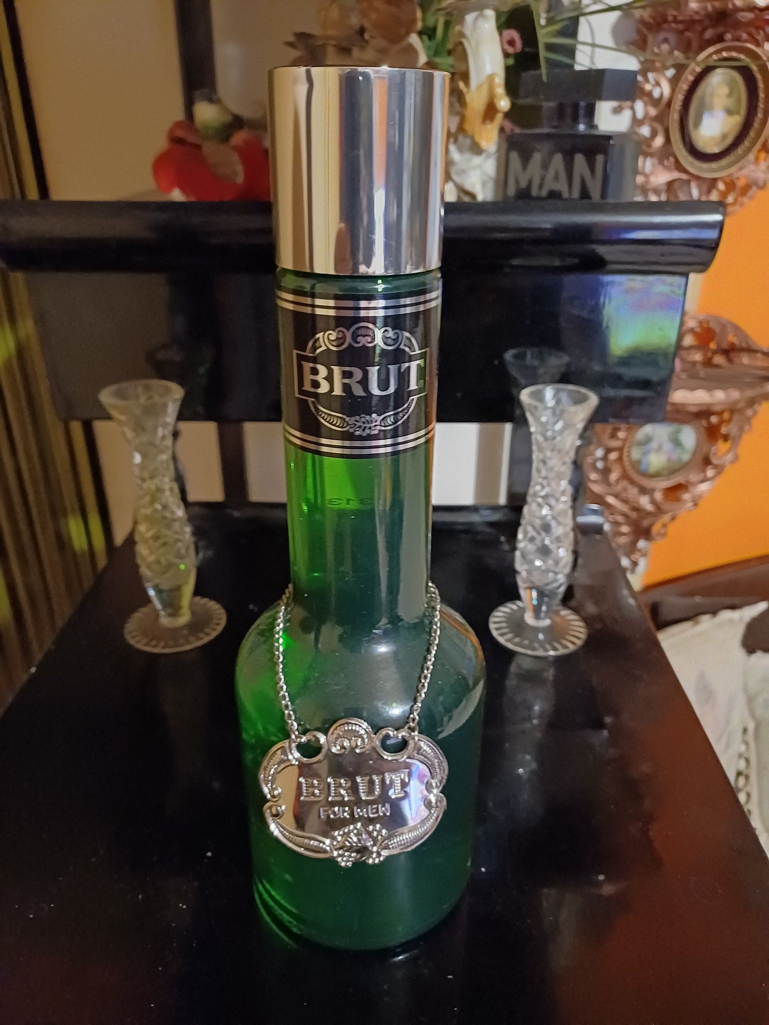 Colonie Brut Faberge cantitate un litru.