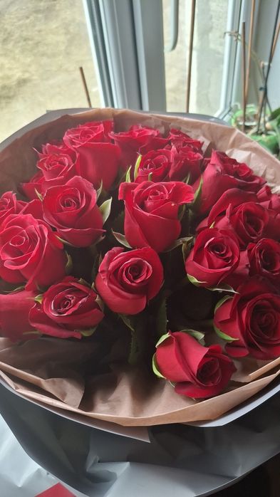 Букет роз 25 штук.