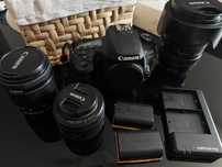 Продавам фотоапарата си Canon 90D пълен комплект с три обектива.