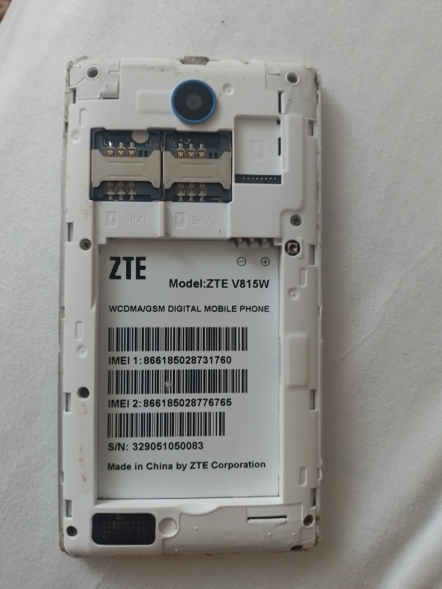 Смартфон ZTE V815W