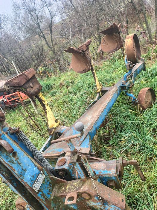 Plug reversibil 3 cormane.