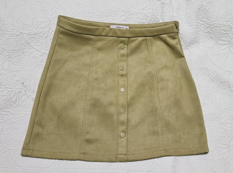 Юбка размер 40, цвет олива, бренд Reserved