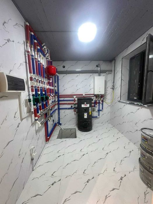 Евро дом мирабадский район 3 этажа( плодвал котельня) гараж с зарядкой