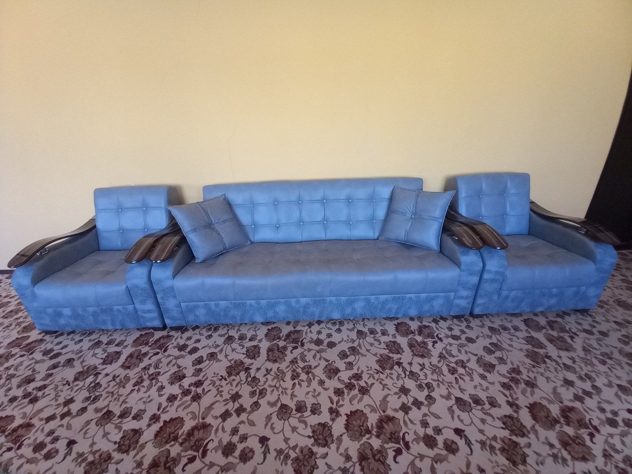 Divan kreslo 5mln