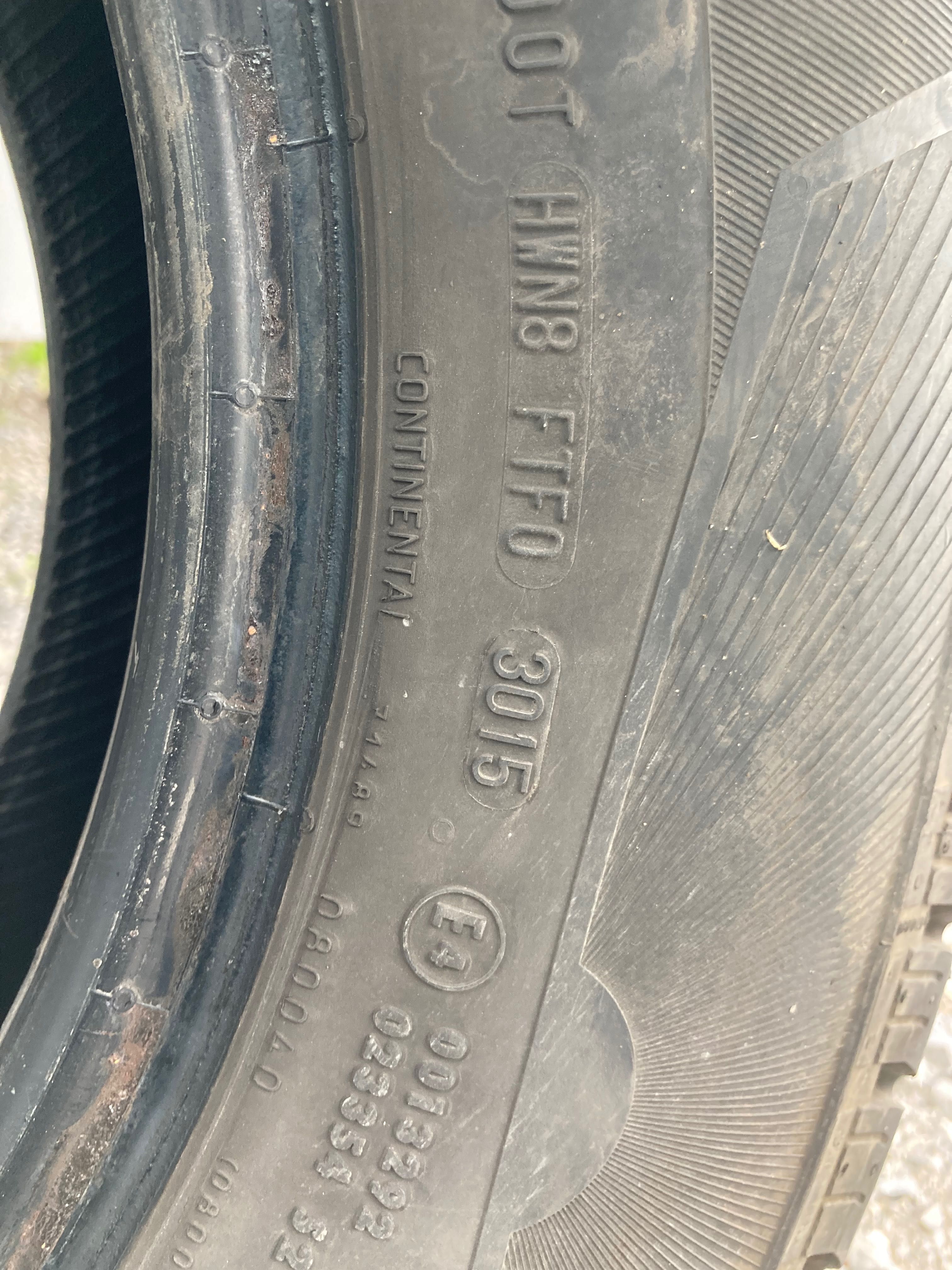 Гуми Continental Vancocemper 215/75/16 116-114R