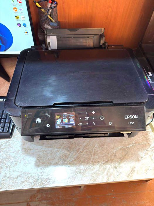EPSON L850 ranglik printer zo'r holatda
