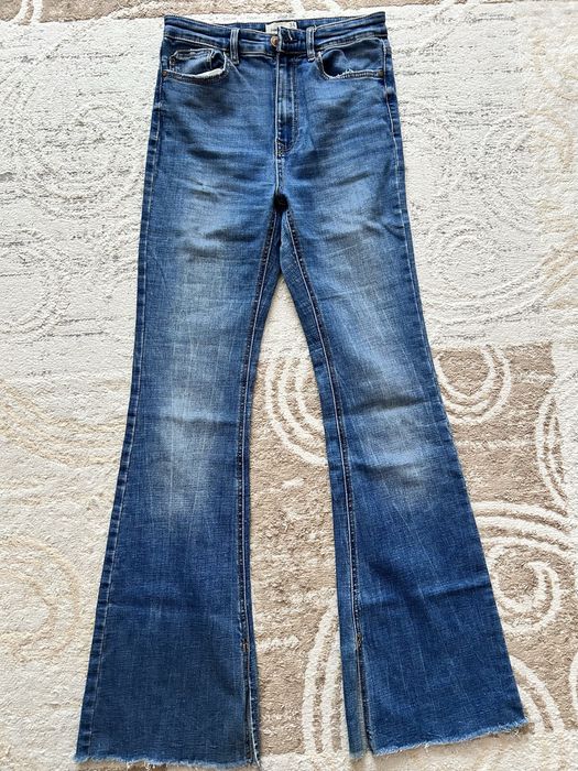 Женские джинсы клеш