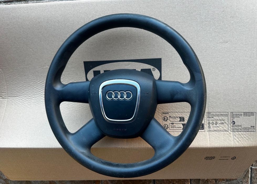 Vand volan Audi cu airbag pentru AUDI A4 / Audi A3