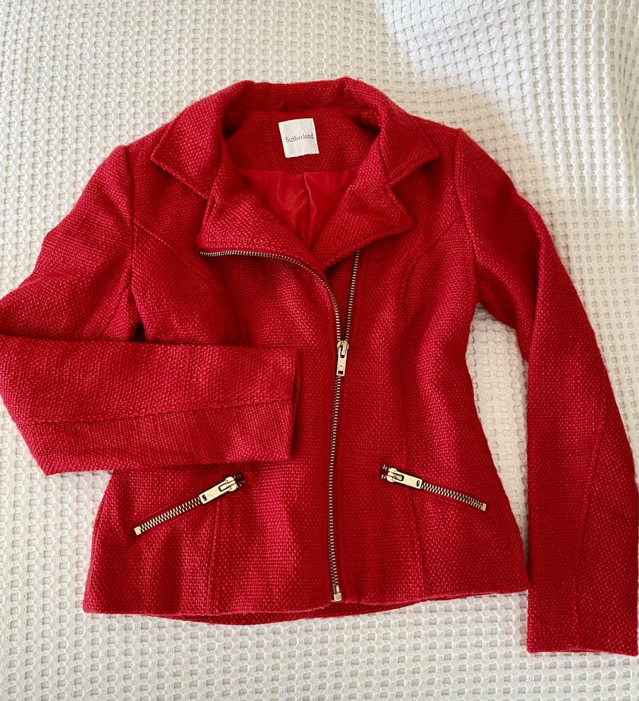 Червено сако-палто