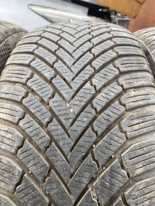 4 броя зимни гуми Continental 225/50 R17 Dot 0619 ном 502