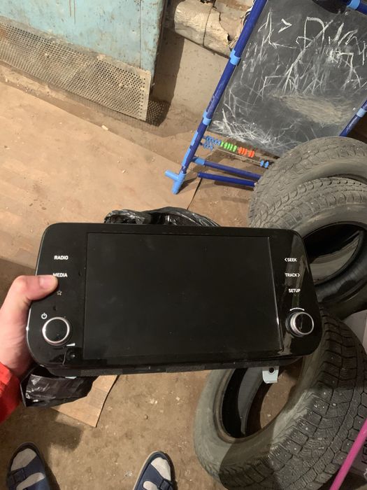 продам магнитолла штатка от хундай сантафе 22 года все работает прост