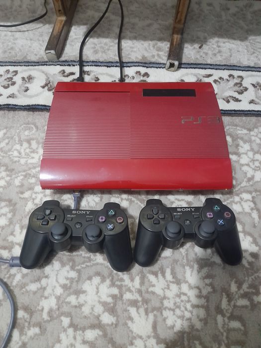 Sony Plesteshin 3 yaxshi holatda 500 Gb pulti bor