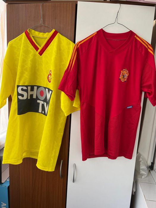 Tricou Spania Juanito  1980 Galatasaray 1992 Hakan Sukur