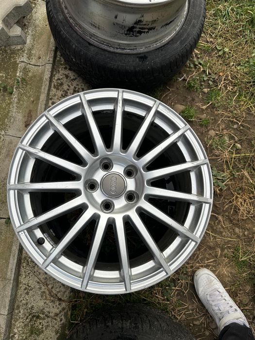 Jante originale Audi r18