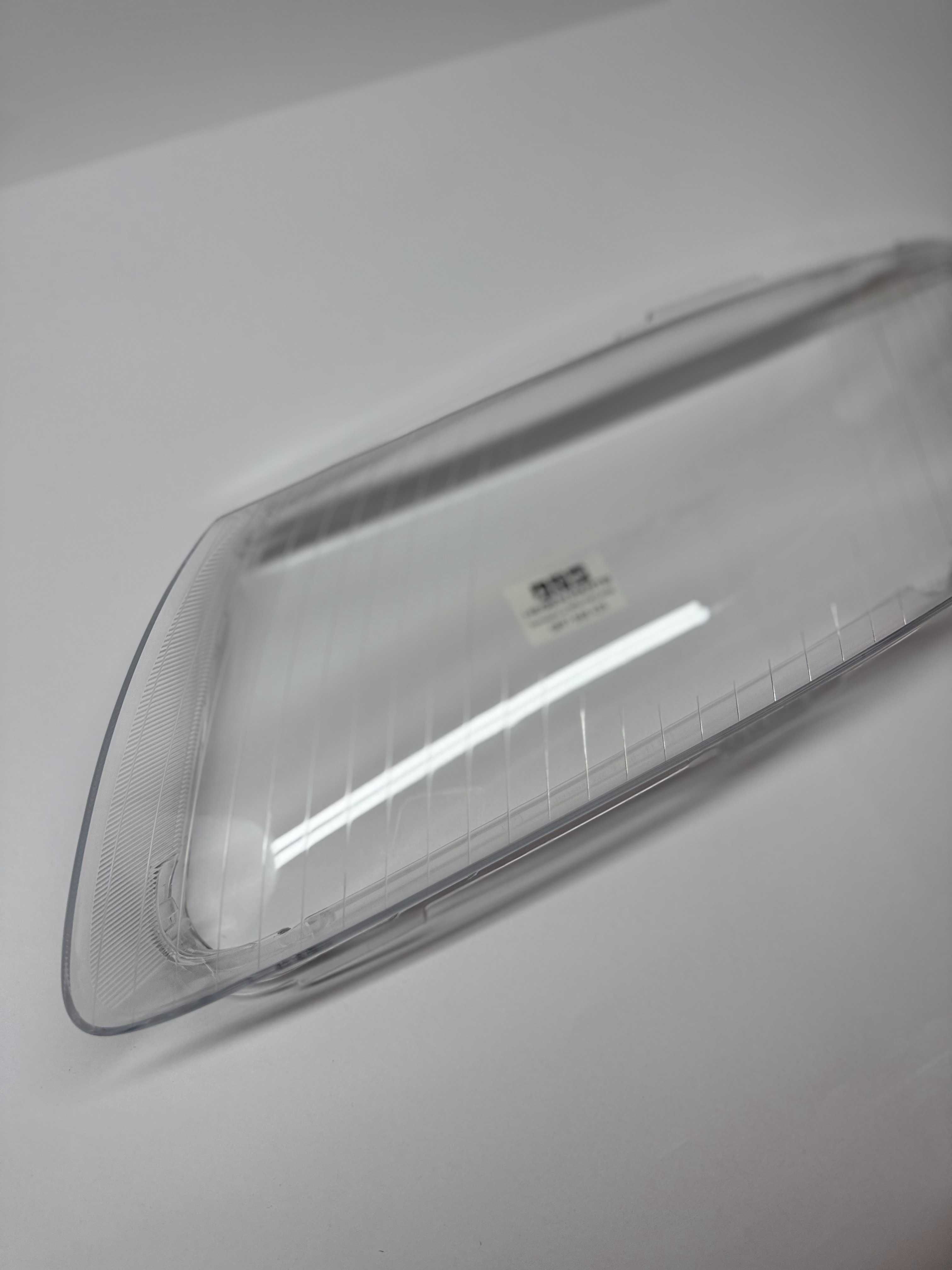 Стъкло (капак) за AUDI A6 C6 4F 04-11 (А6 Ц6 4Ф стъкла за фар)