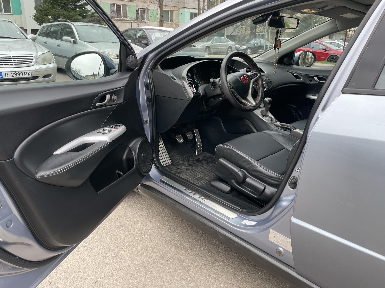 Продавам Honda Civic