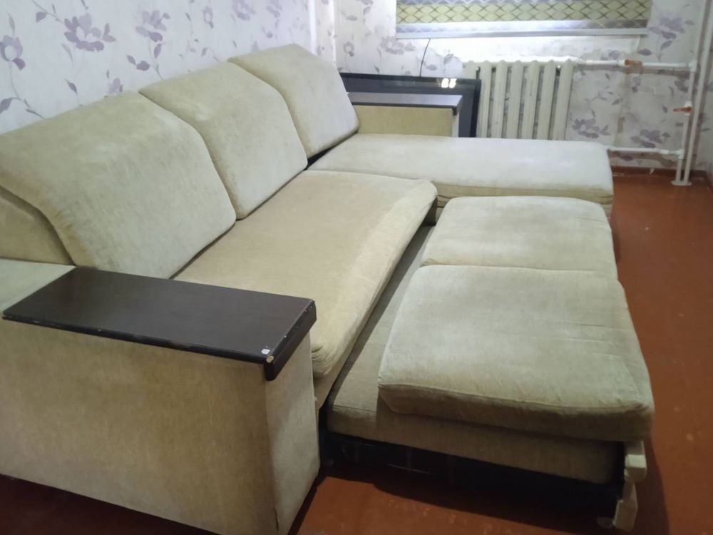 Куйлюк 1.  Сдаеться 2 ком . 3 этаж 350$