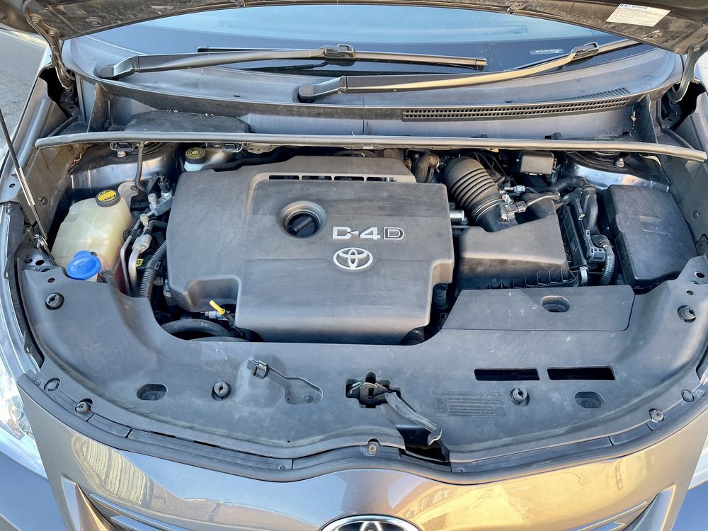 Toyota Verso 2.0 d-4d 126к.с 2010г.с НА ЧАСТИ