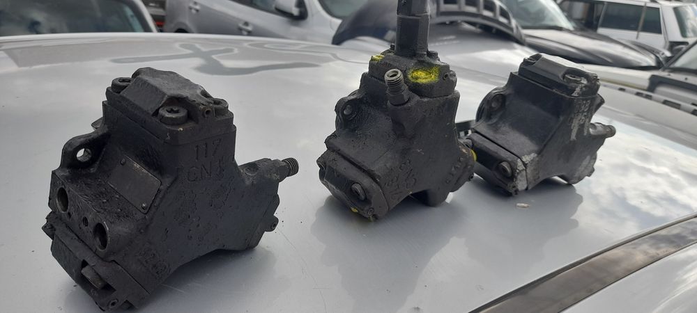 Pompa înaltă presiune mercedes.