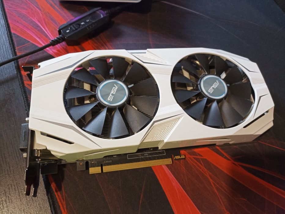 Продам нерабочую видеокарту ASUS Dual GTX 1060 3GB