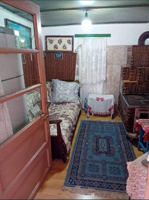 Vând casă de carămidă