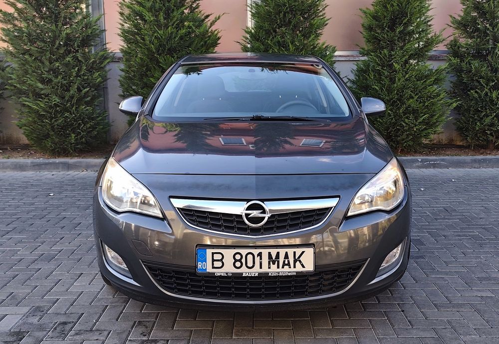 Opel Astra J/1.7 cdti/euro 5/pilot/climă