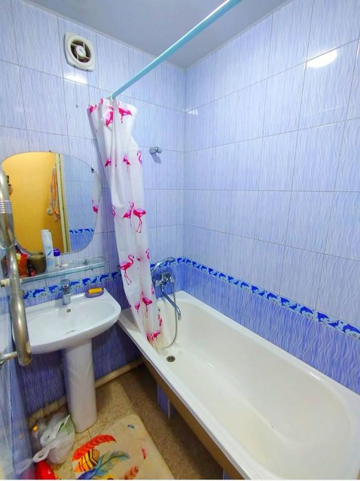 Продаётся квартира Чиланзар 25 квартал бал 2/6 меб тех 1в2*3*5