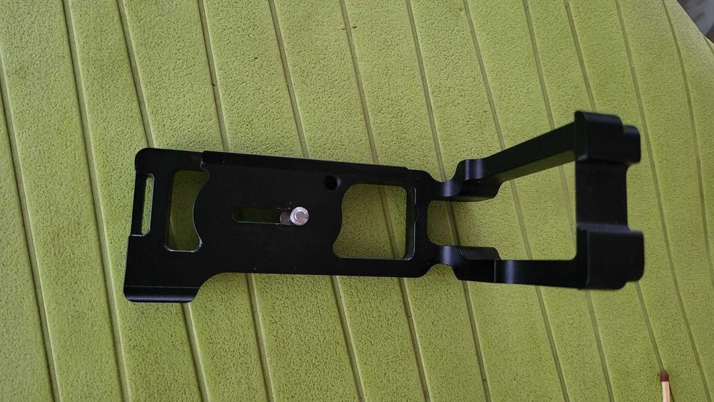 L-Bracket pentru Sony Alpha 7 R