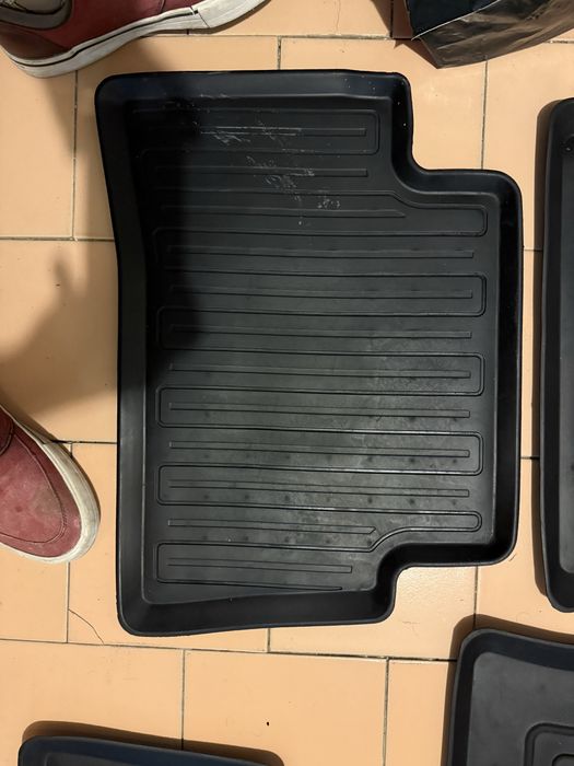 Оригинални гумени стелки Toyota Corolla hatchback 2023