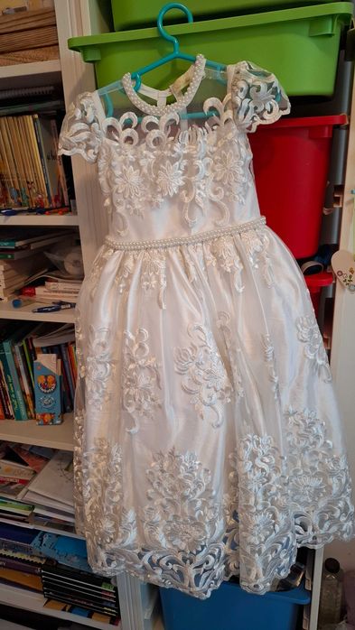 Rochie mireasa fetita 4-5-6 ani