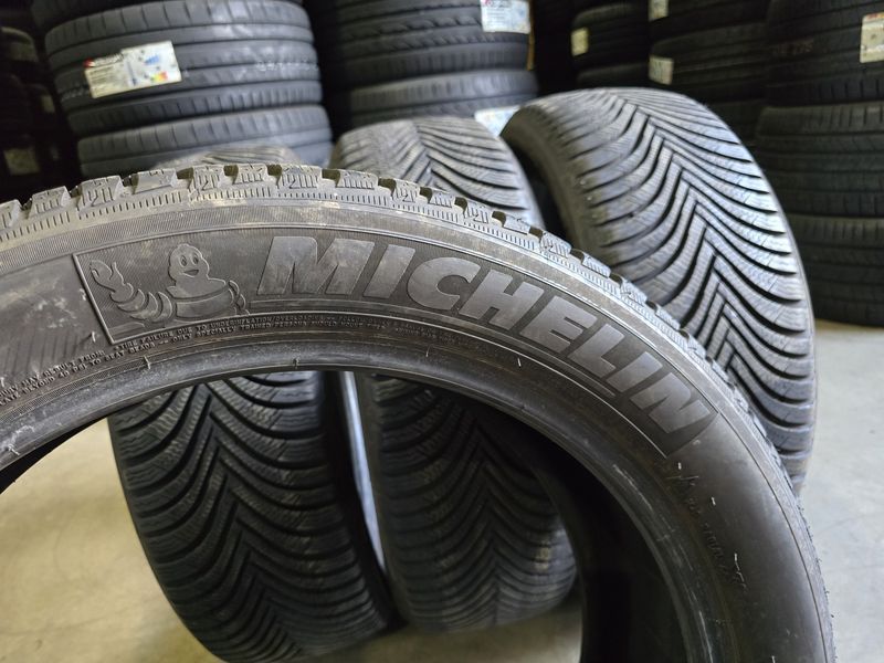 205/55/19 Michelin 4piese