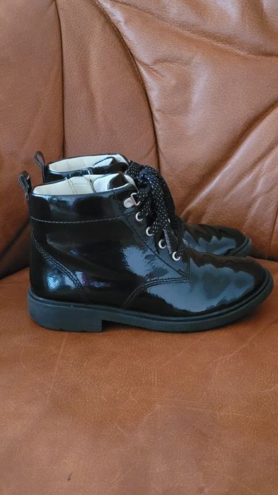 Ghete Clarks din piele nr. 30