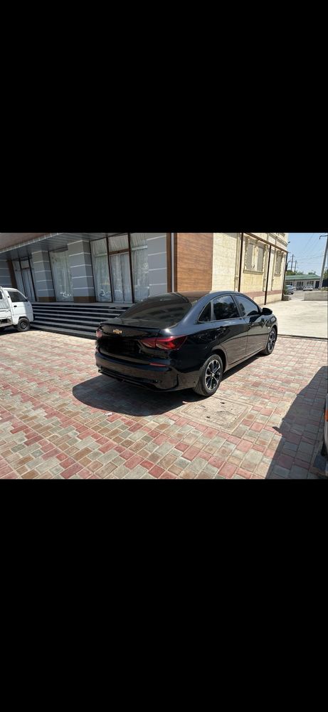 Монза 1,3 турбо сотилади