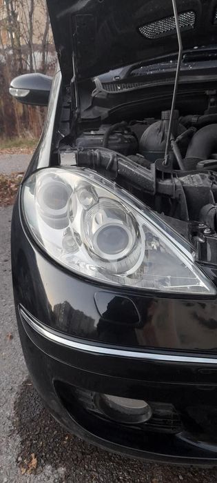 Полиране на фарове