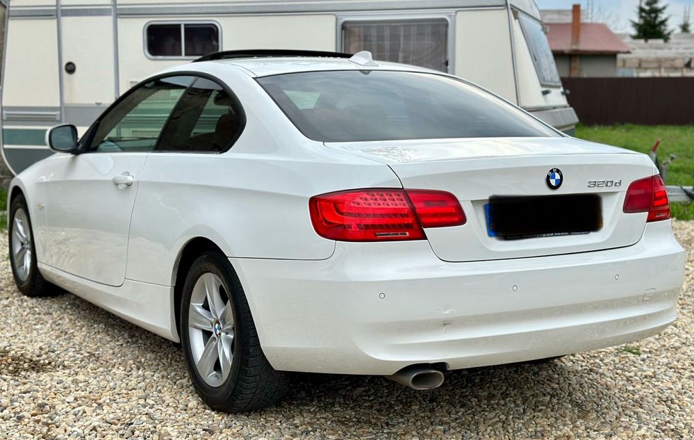 Far bixenon stanga dreapta bara fata capota trager bmw seria 3 e92 lci