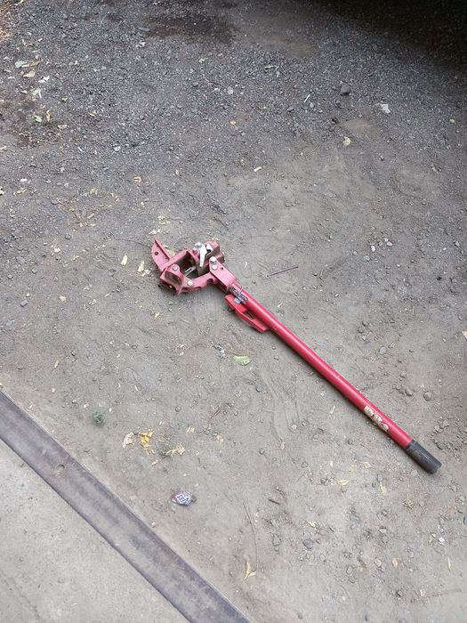 Продам домкрат для джипа 15000