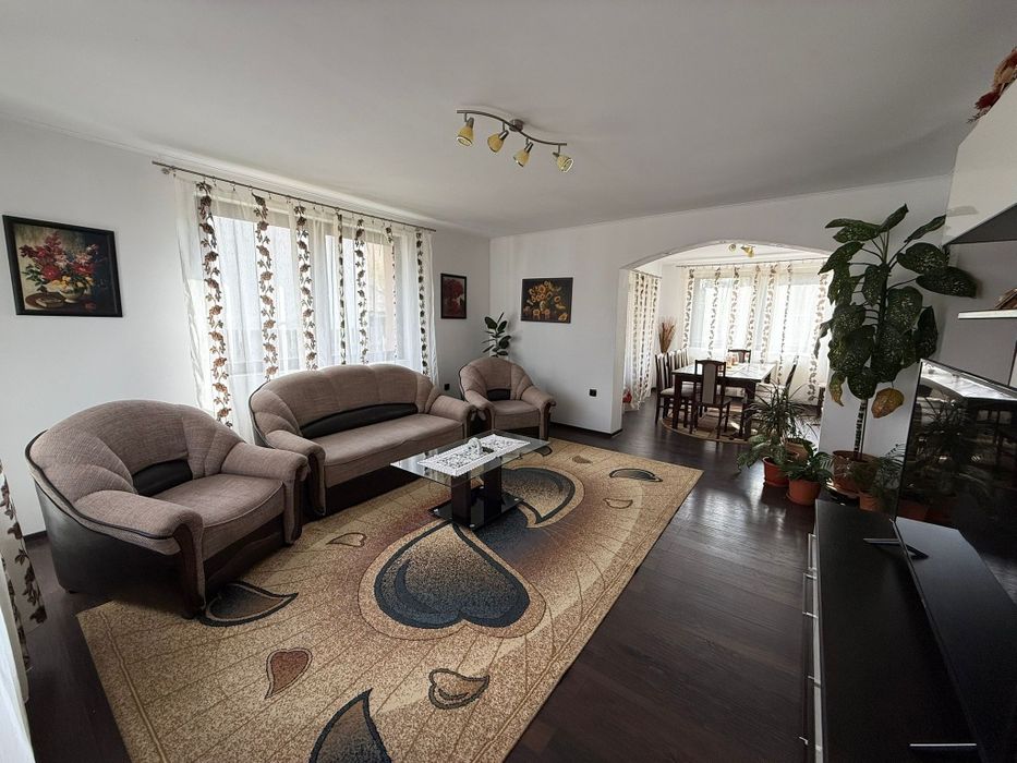 Casă de vânzare comuna Cristian