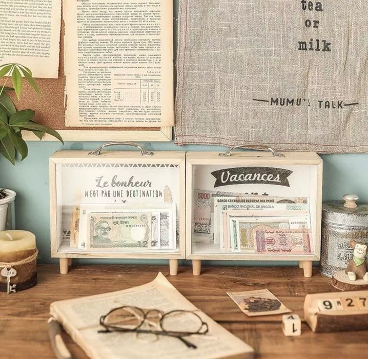 Копильник деревянный