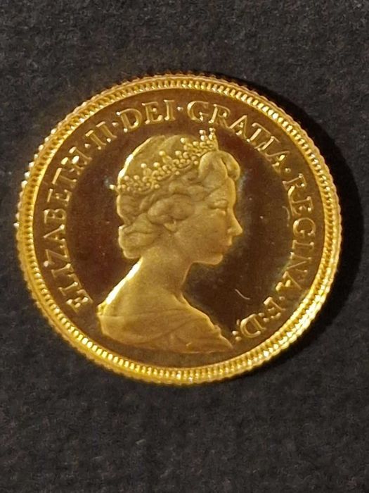 Златна Монета 1/2суверен Елизабет 1980,Виктория1892,1885,1/2Паунд 1960
