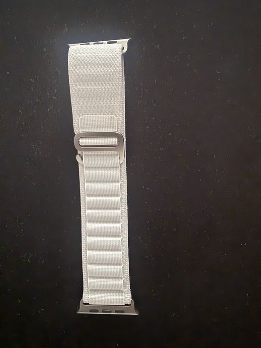 Curea Apple Watch Ultra 49mm – Alpine Loop Starlight, mărimea S