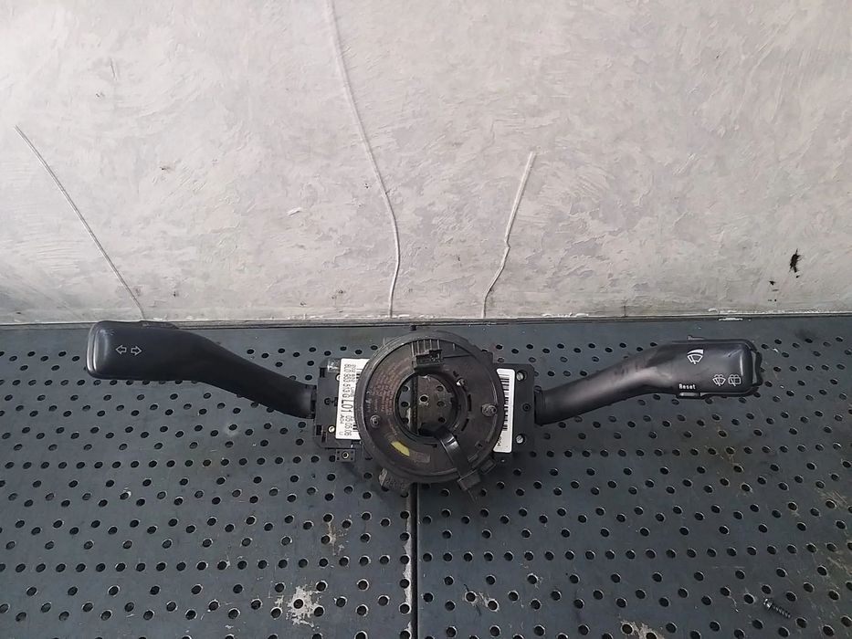 Bloc manete semnalizare stergator parbriz spirala volan skoda fabia 1