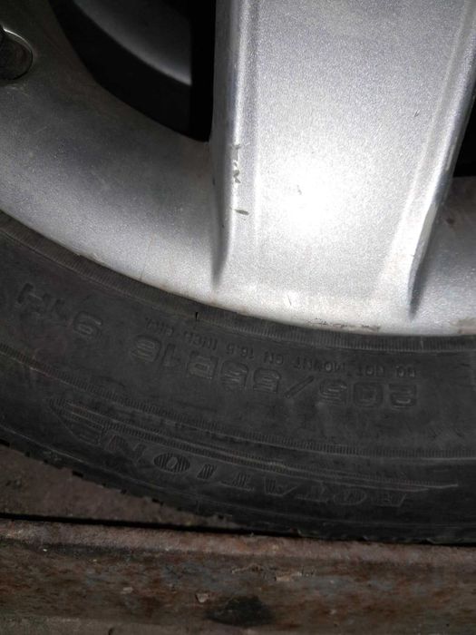 Зимни гуми с джанти за БМВ Е90