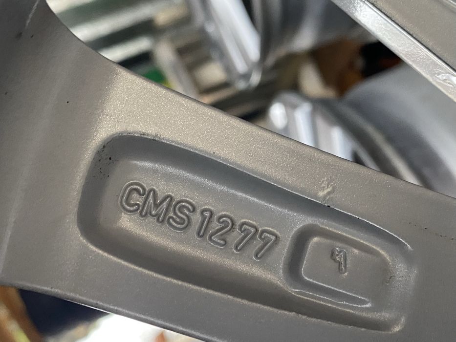 17 цола 5 х 108 Пежо 308 , 3008 , 4008 , Ситроен , Peugeot , Citroen