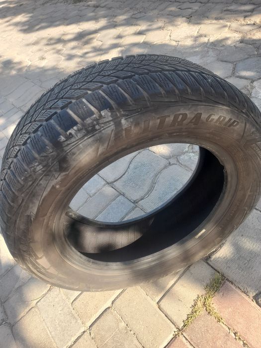 Зимние шины 2 штук