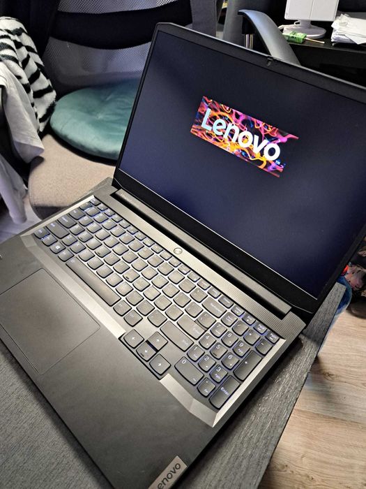 Vand Laptop Gaming Lenovo IdeaPad 3 15IHU6