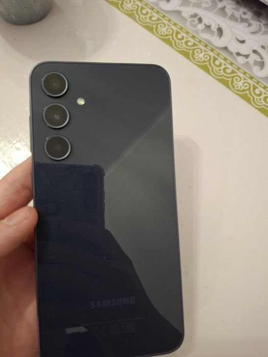 Продам Samsung a35