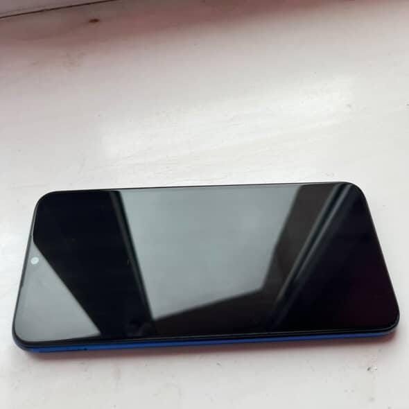 Телефон  Редми нот 8