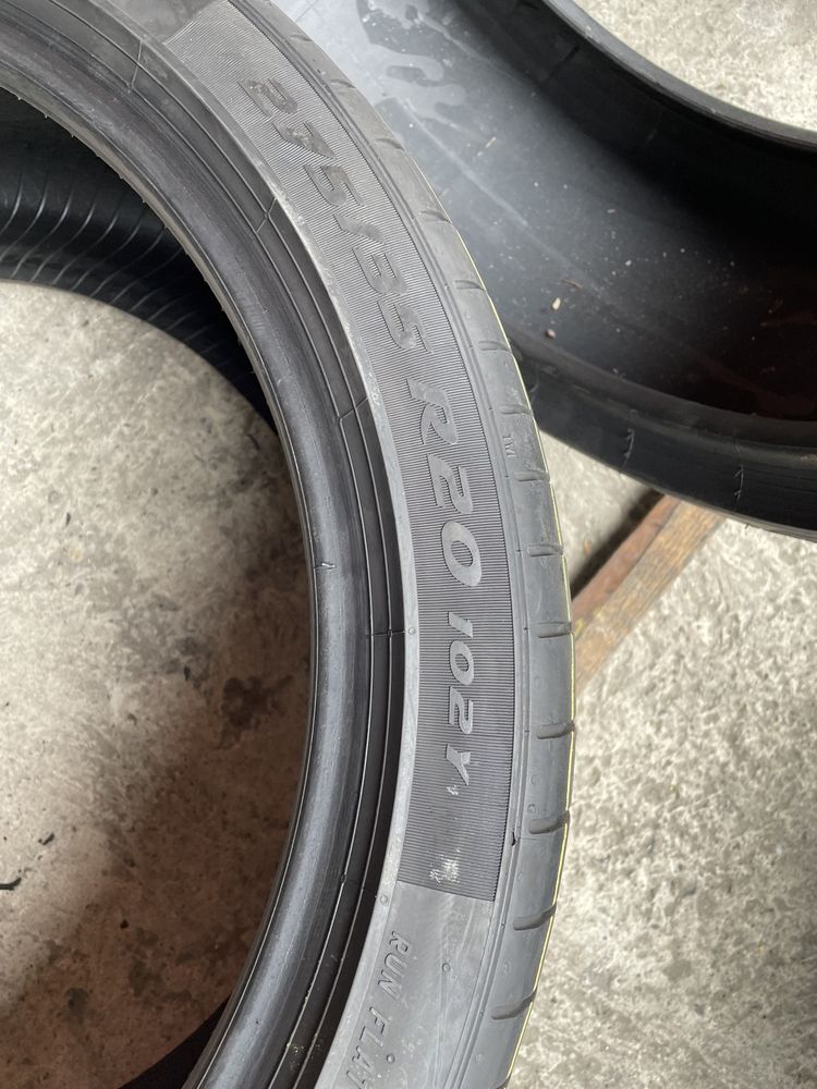 2 anvelope de vara Pirelli RFT 275/35/20