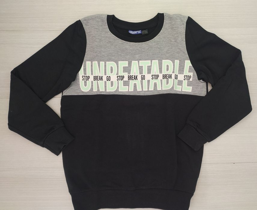 Нови зимни блузи за момче, размер 134/140