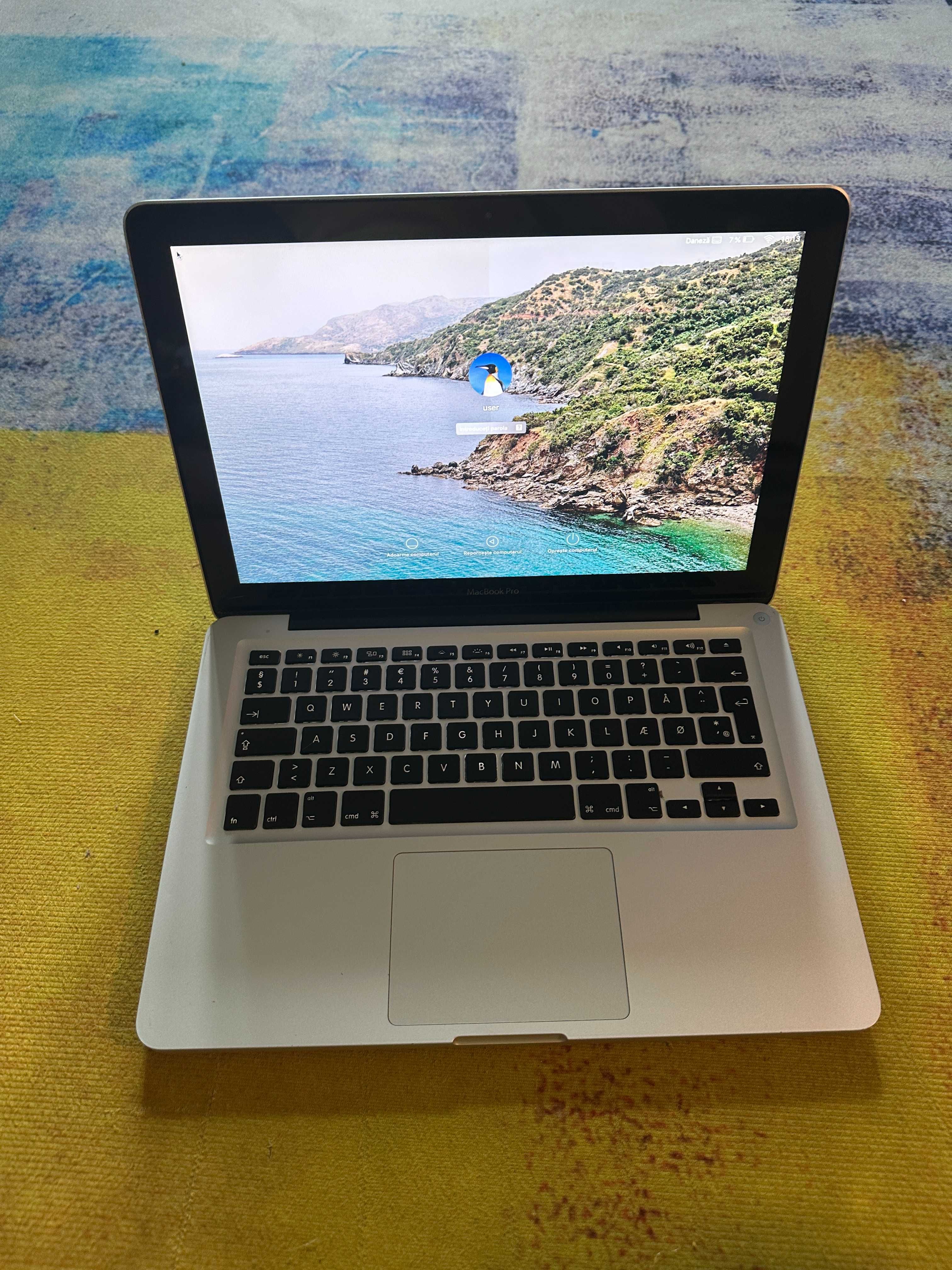 laptop macbook 2012, catalina, i5, 4 gb, baterie 4 cicluri
